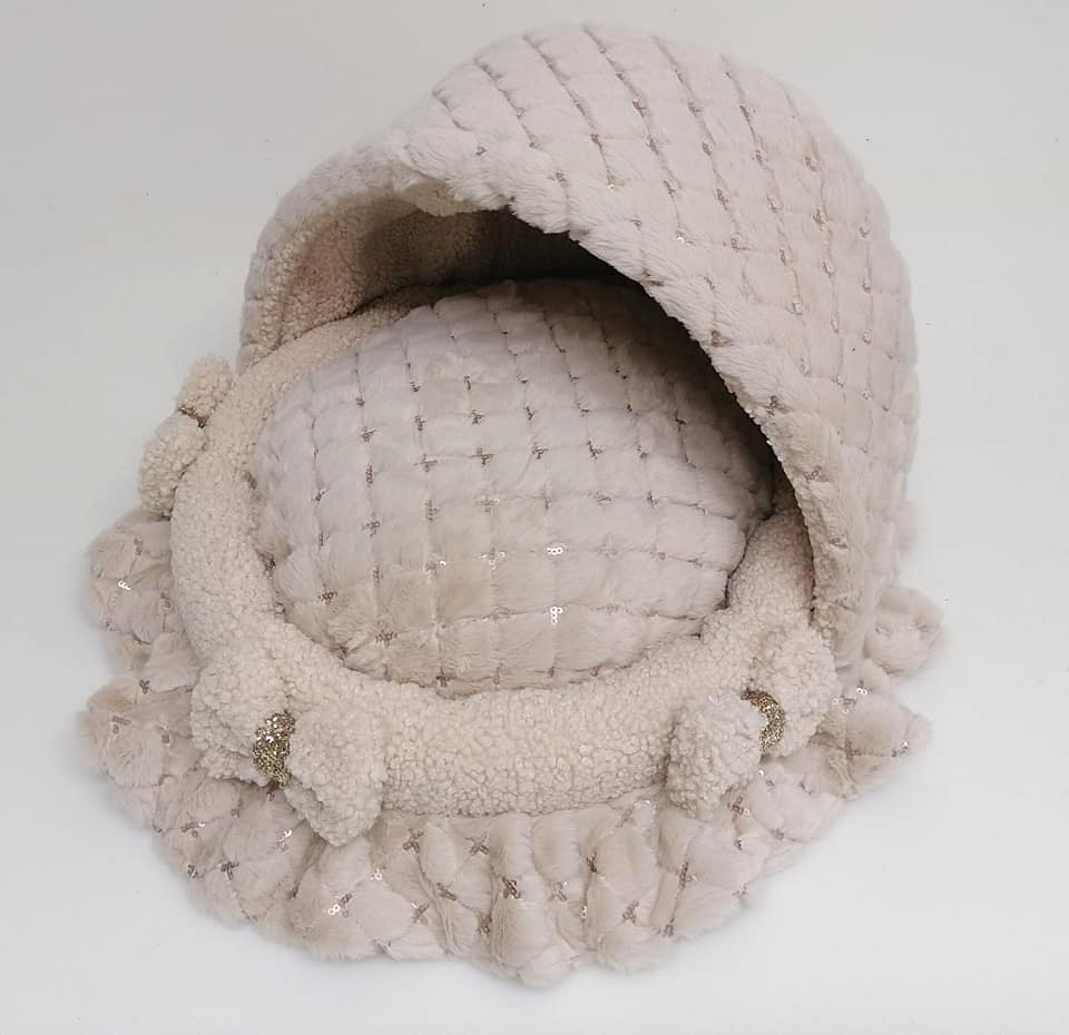 Eh Gia'  Kuschelbettchen " Dream " mit Pailetten