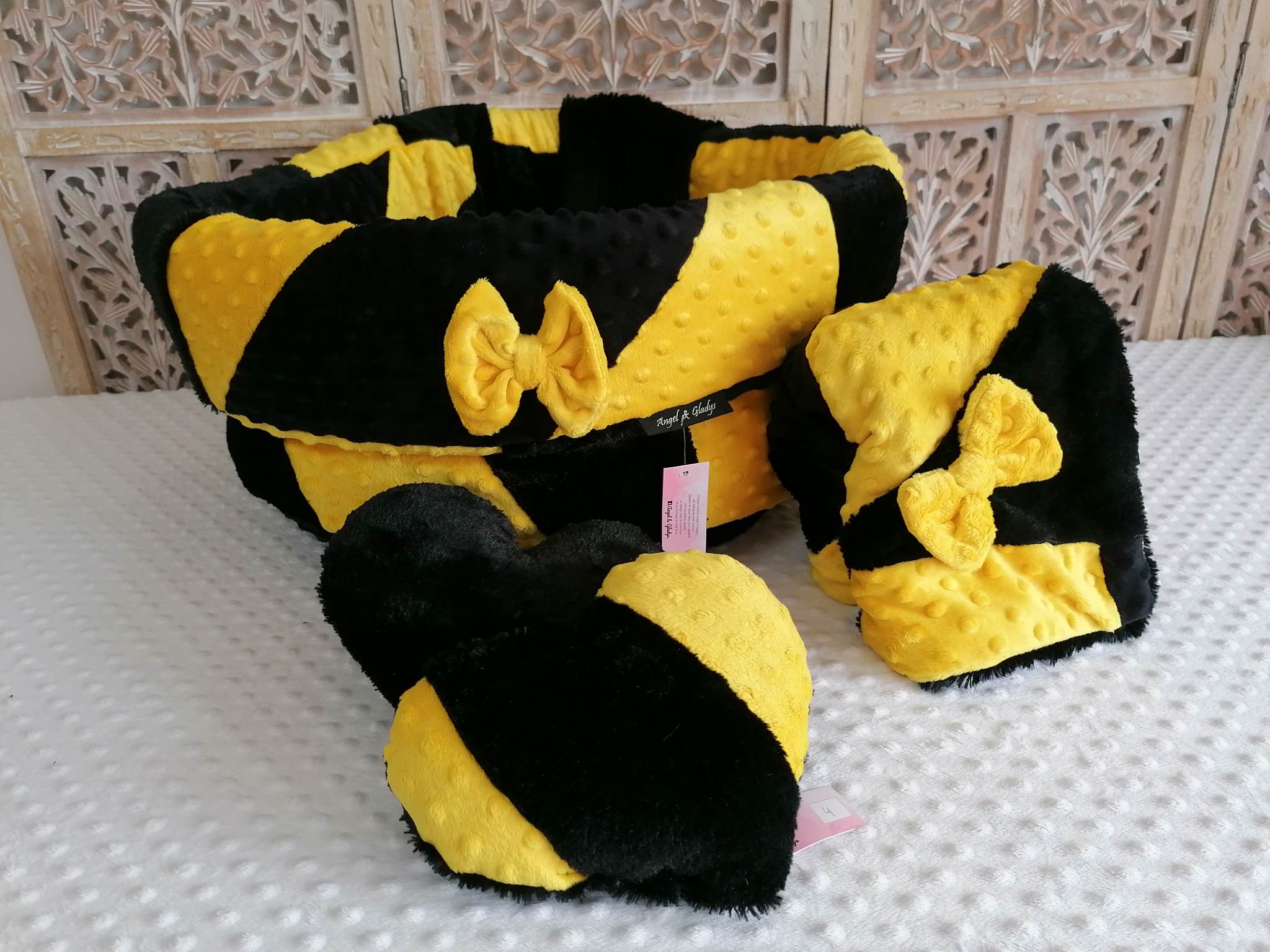 Angel & Gladys Bettchen /Decke / 2 Kuschelherzen