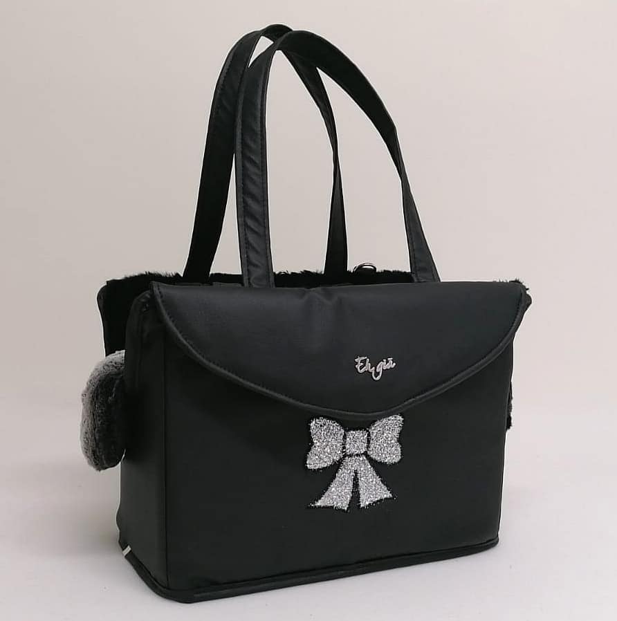 Eh Gia Passenger bag Black