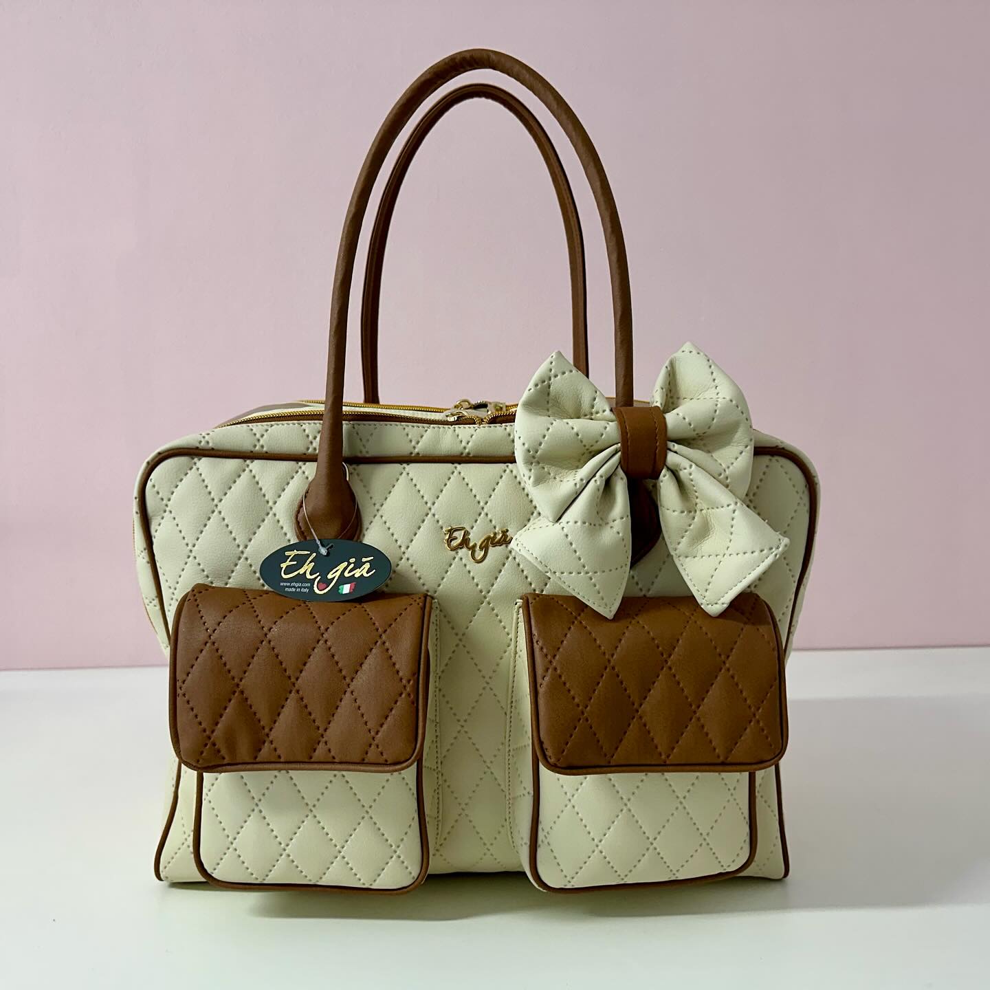 Eh Gia Trage / Reisetasche