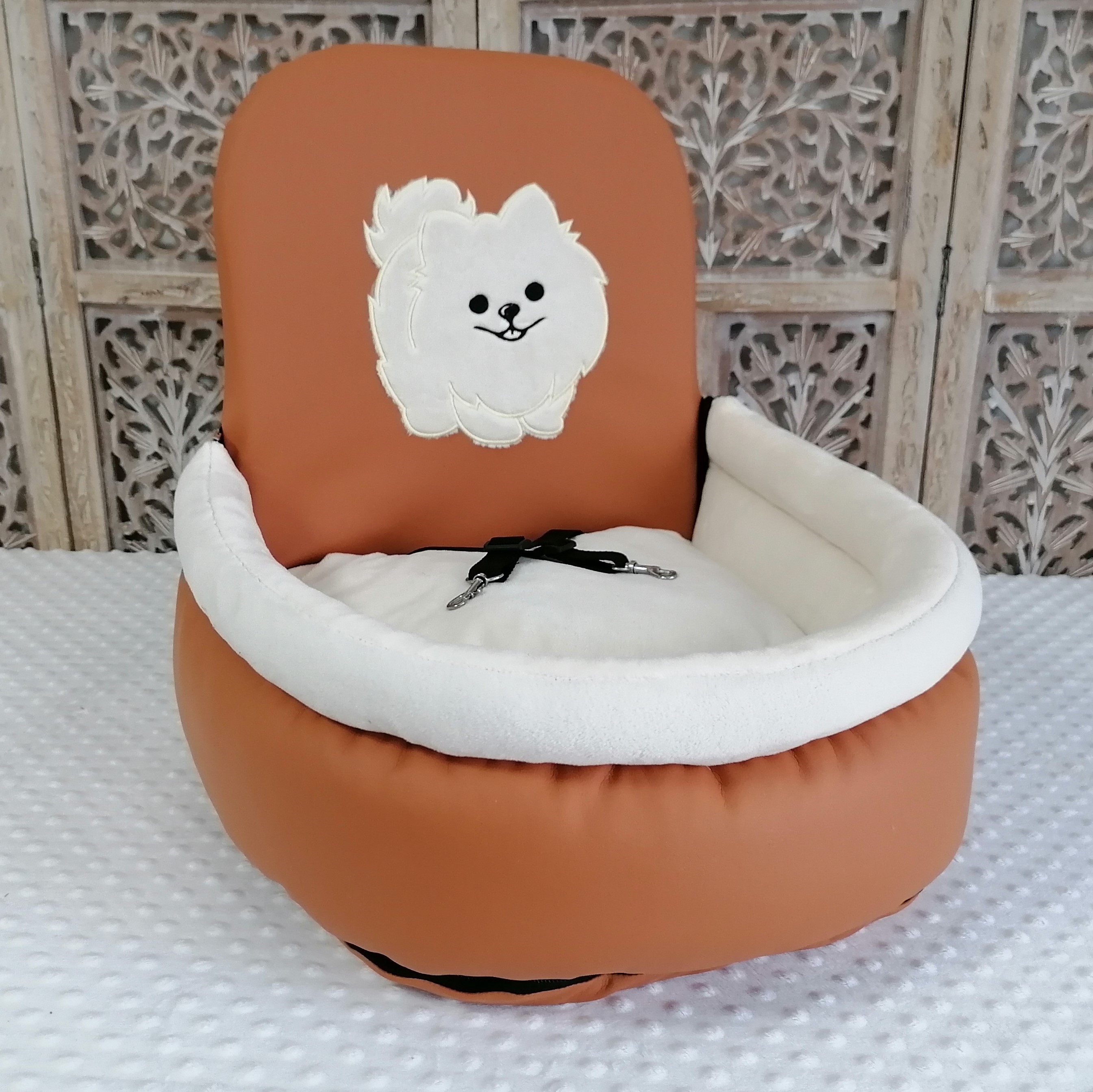 Angel & Gladys Autositz" Pomeranian"  für 1-2 Hunde in Caramel/ weiß