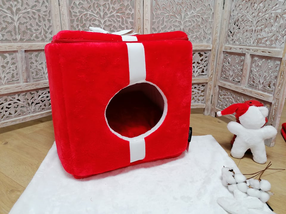 Hundehaus " Geschenk "